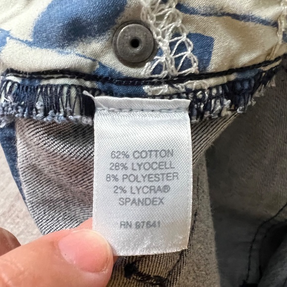 J Jill Straight Leg Blue Jean - Picture 4 of 4